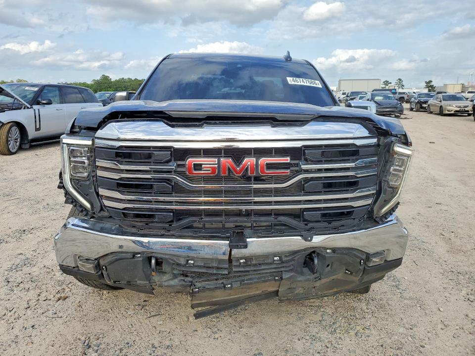 2024 GMC Sierra K1500 slt