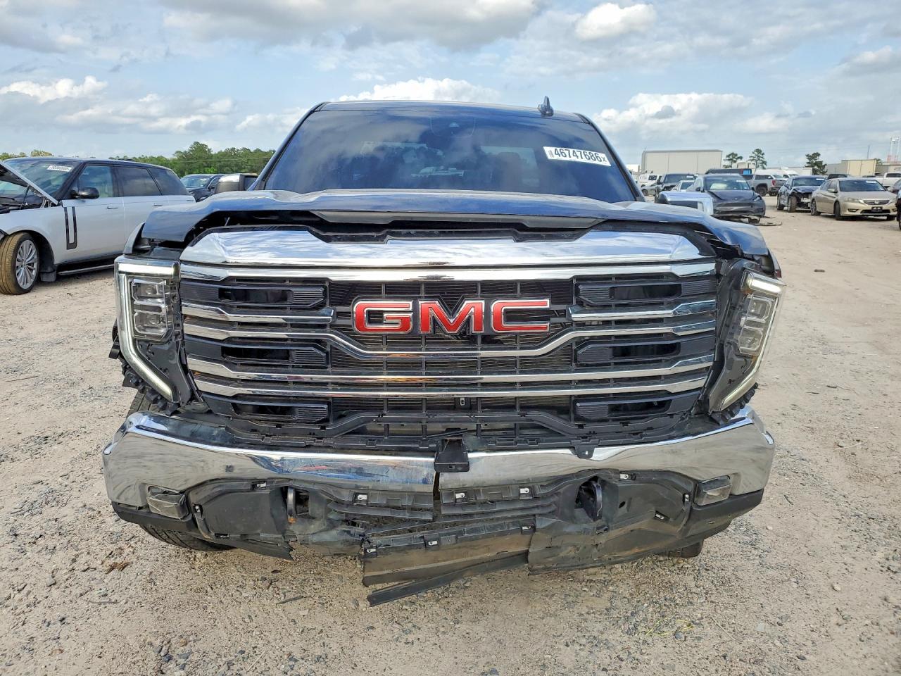 2024 GMC Sierra K1500 SLT
