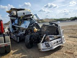 Volvo vn salvage cars for sale: 2007 Volvo VNL Semi Truck