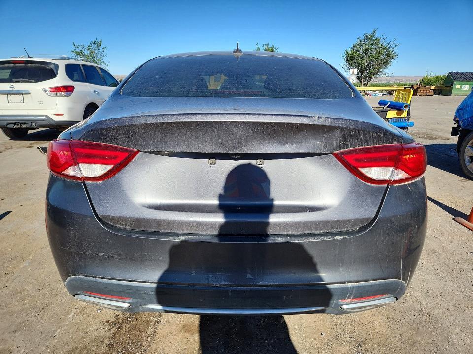 2016 Chrysler 200 c