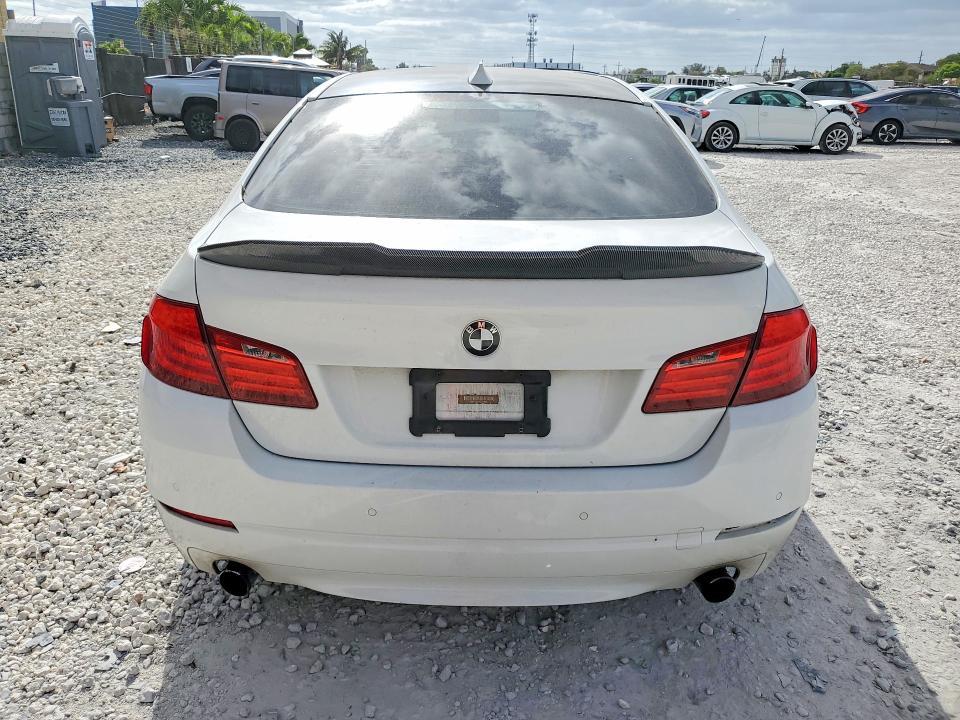 2012 BMW 535 i