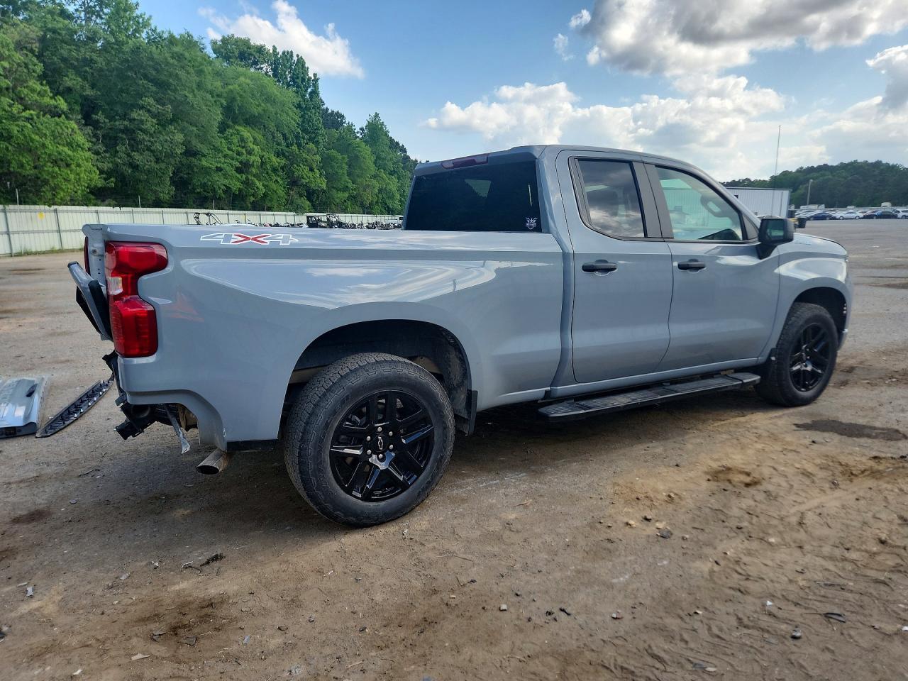 2025 Chevrolet Silverado K1500 Custom