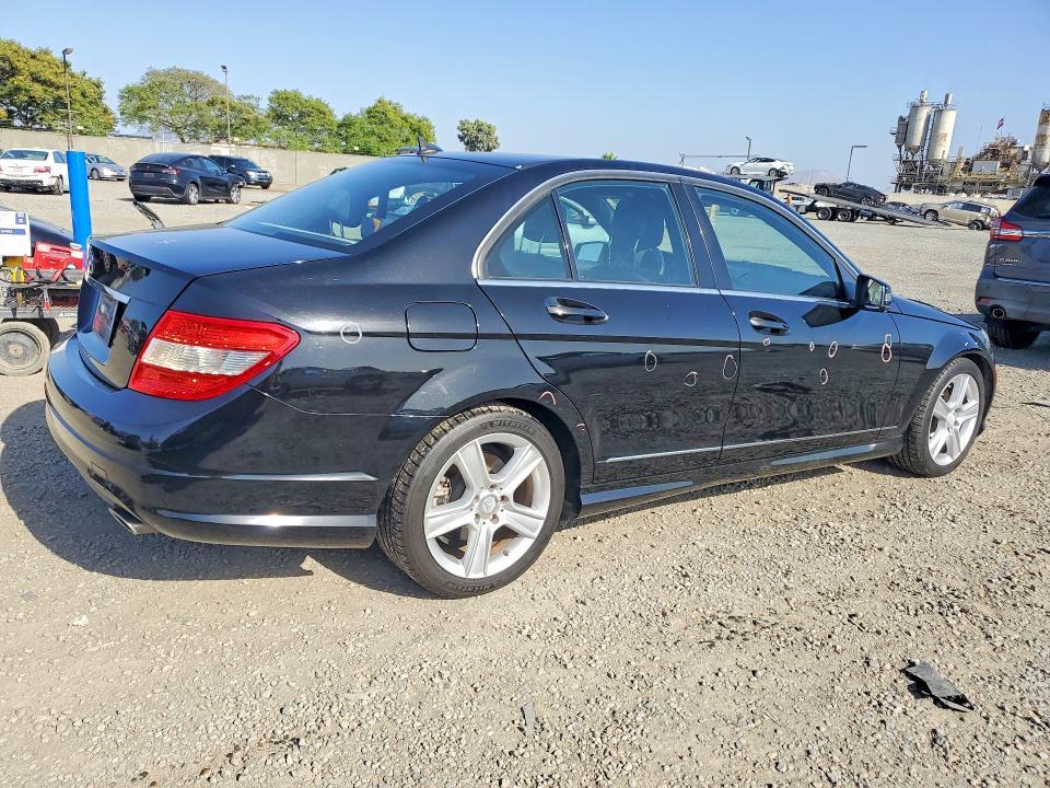 2011 Mercedes-Benz C300