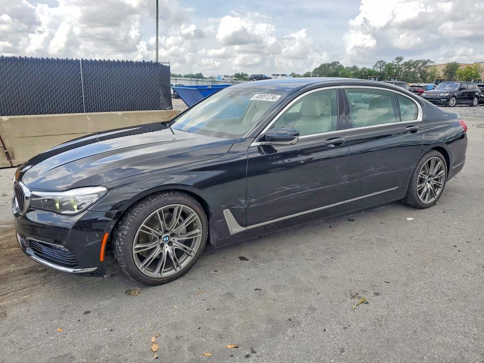 2016 BMW 740 i