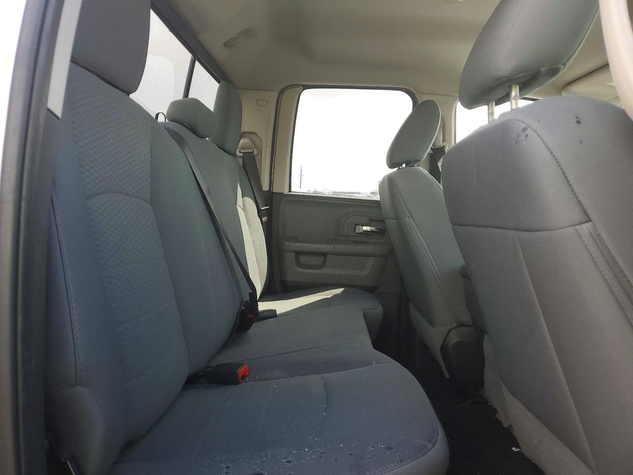 2015 Dodge RAM 1500 SLT