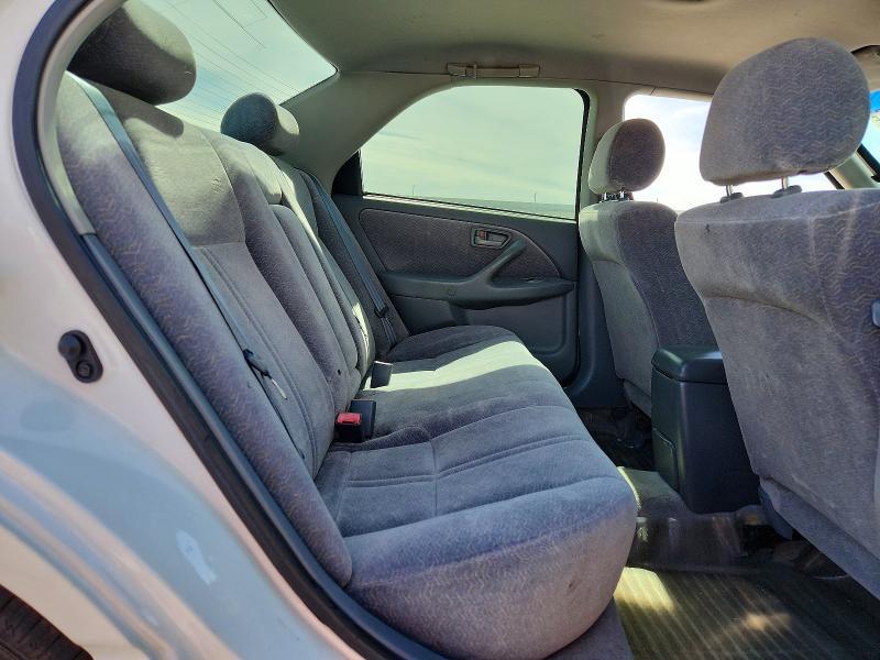 1999 Toyota Camry le