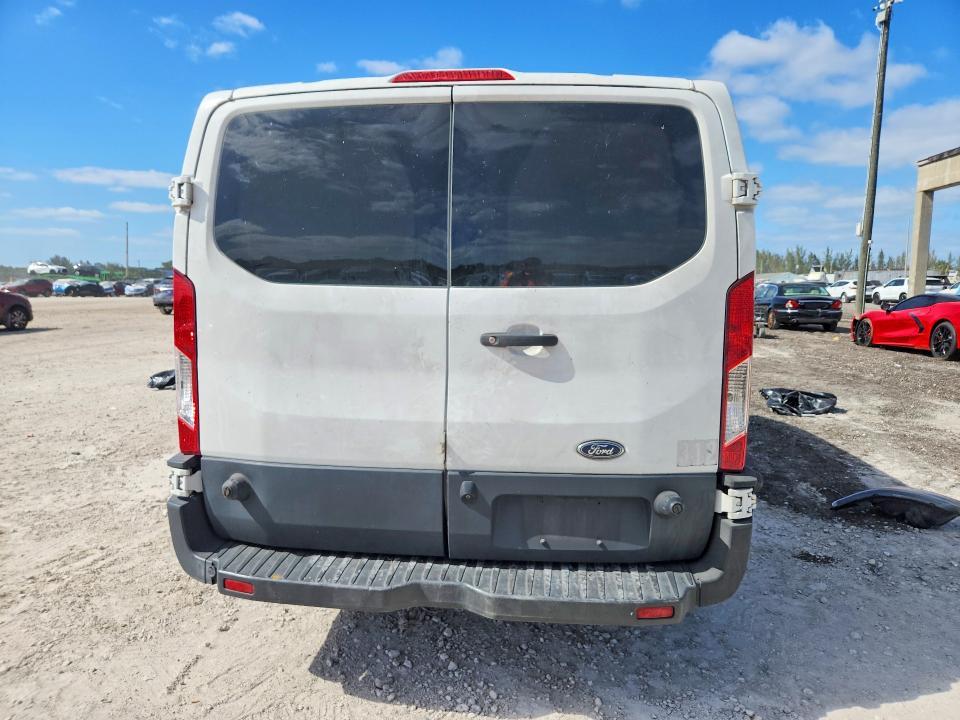 2018 Ford Transit T-250