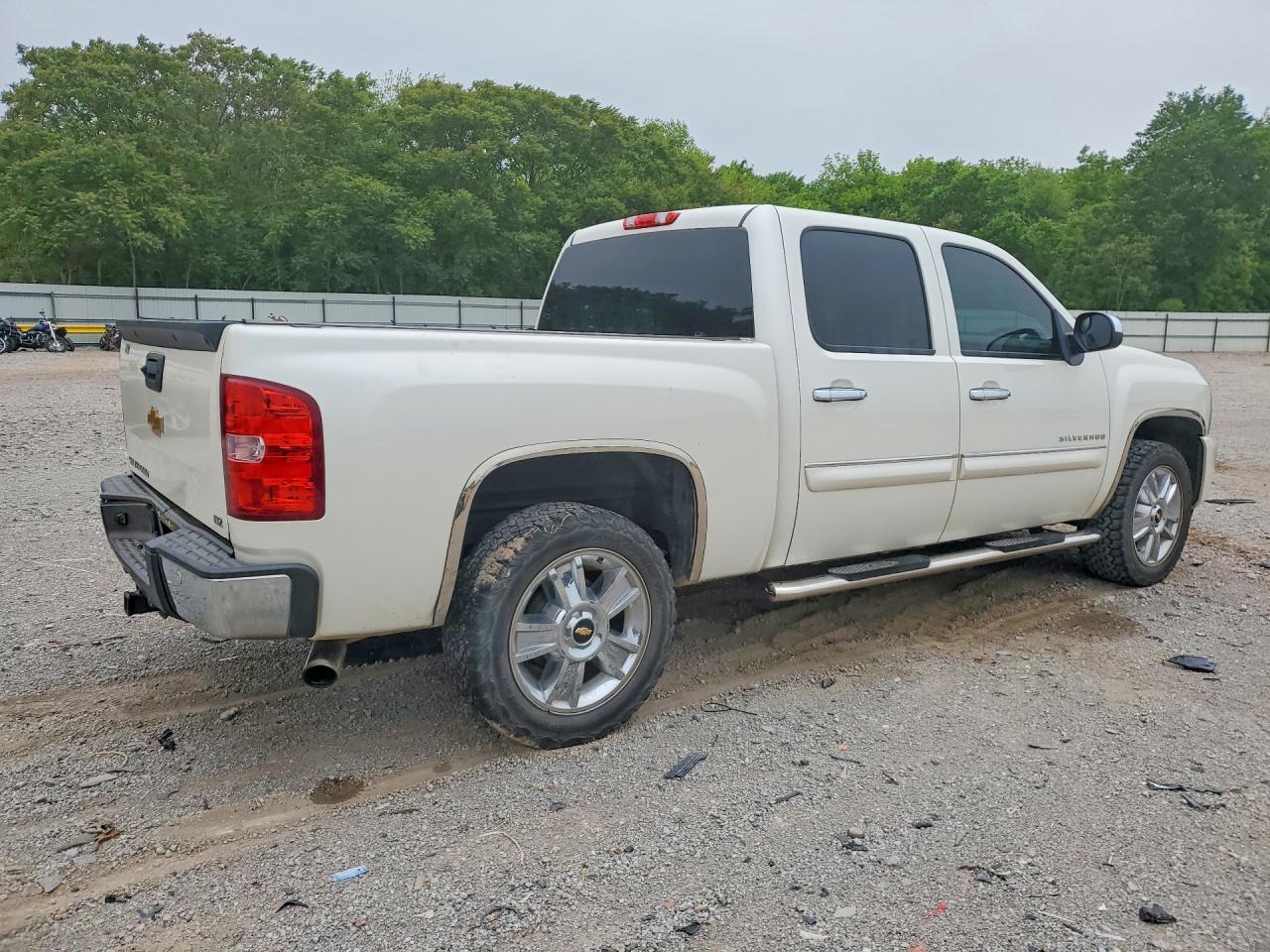 2012 Chevrolet Silverado C1500 LTZ