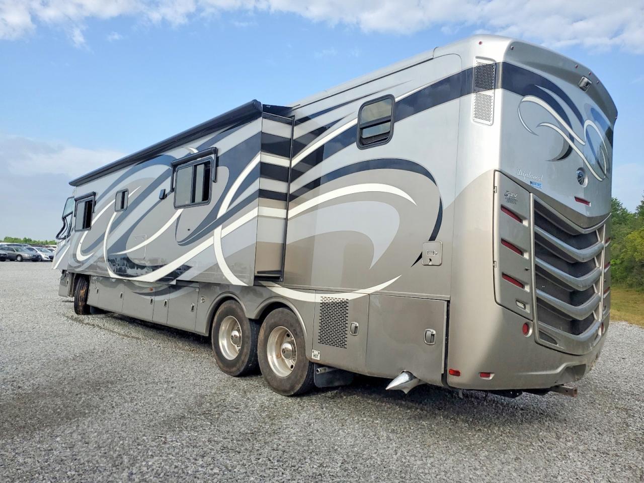 2012 Roadmaster RV