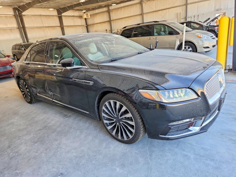 2017 Lincoln Continental Black Label