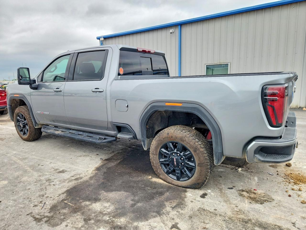 2026 GMC Sierra K2500 AT4