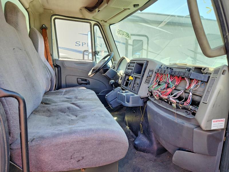 2018 International 4300 BOX Truck