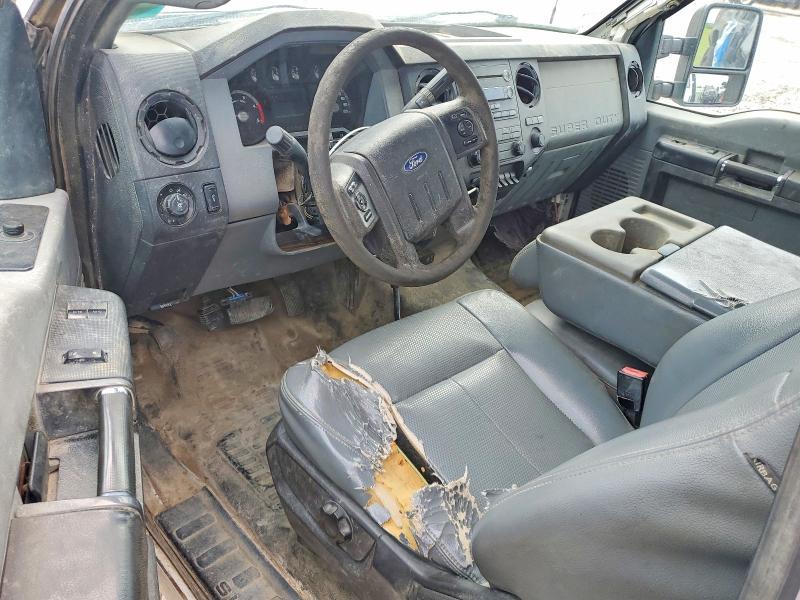 2016 Ford F550 Super Duty Flatbed Truck