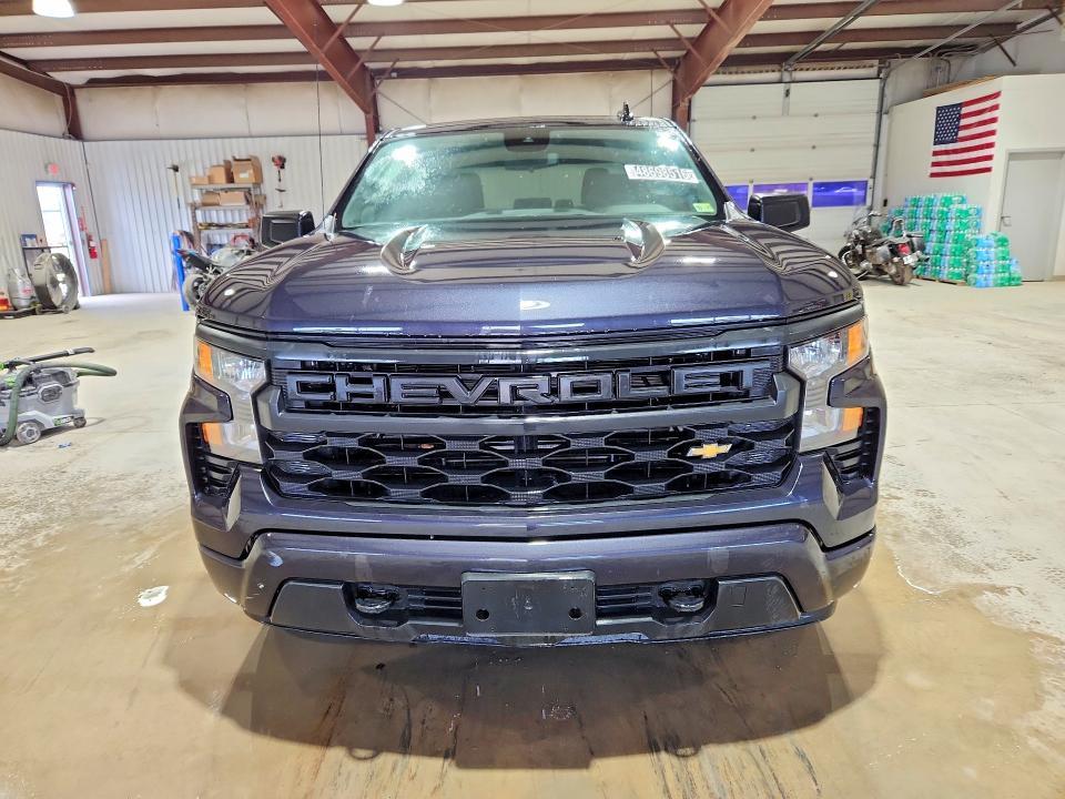 2022 Chevrolet Silverado K1500 Custom