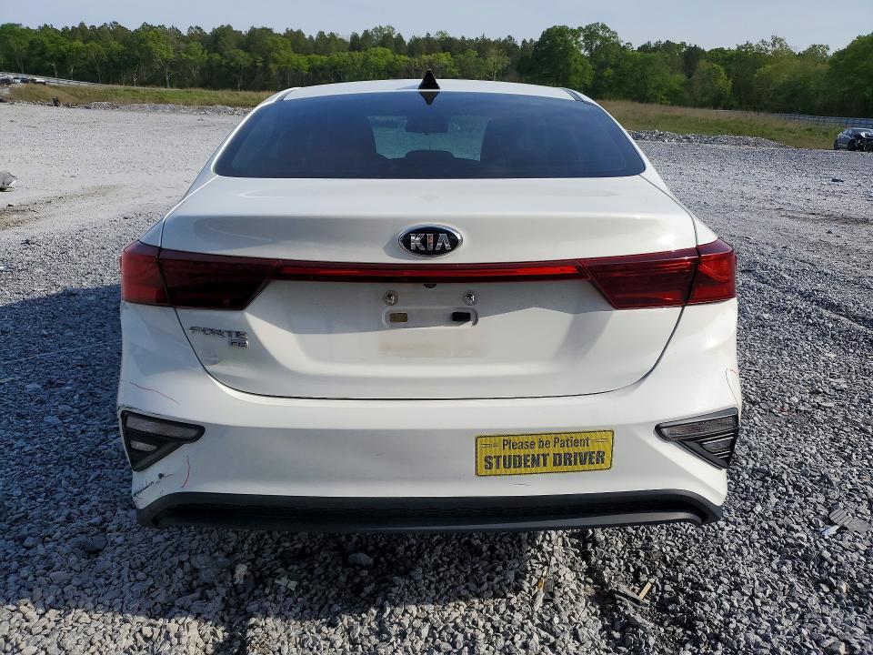 2021 KIA Forte fe