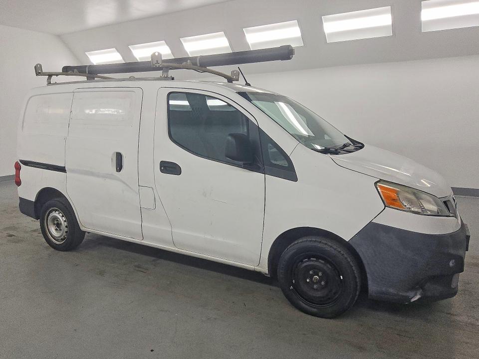 2014 Nissan Nv200 s