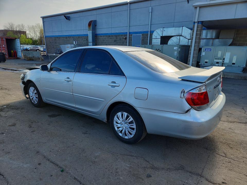 2006 Toyota Camry le