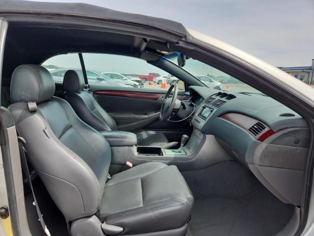 2005 Toyota Camry Solara sle V6