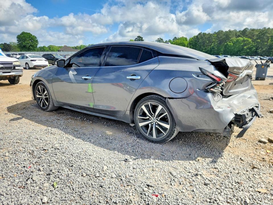 2021 Nissan Maxima sv