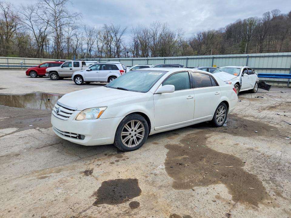 2005 Toyota Avalon Limited