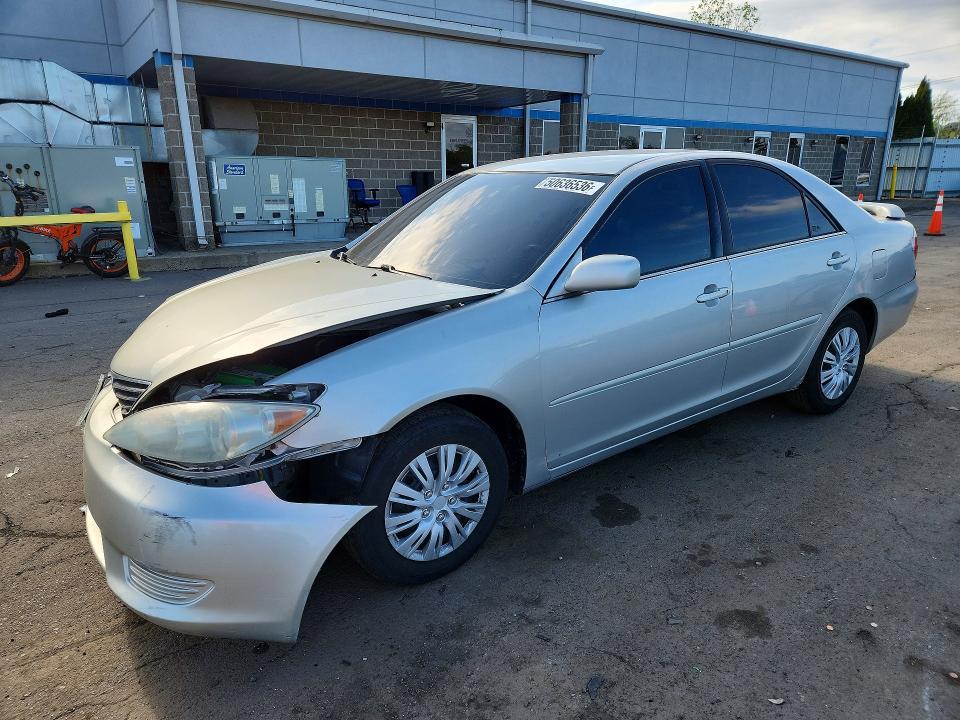 2006 Toyota Camry le
