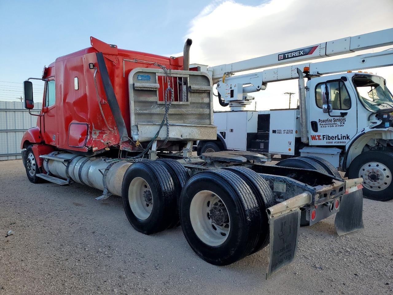 2007 Freightliner Columbia 120 Semi Truck
