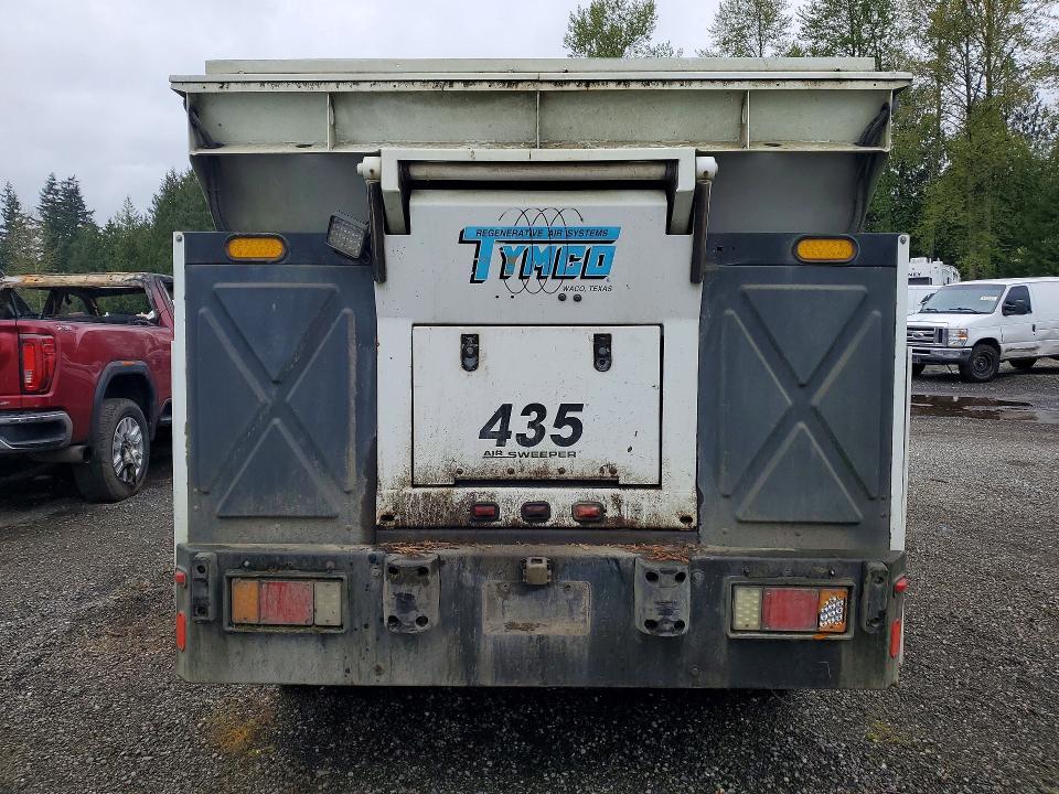 2006 Isuzu NQR Sweeper Truck