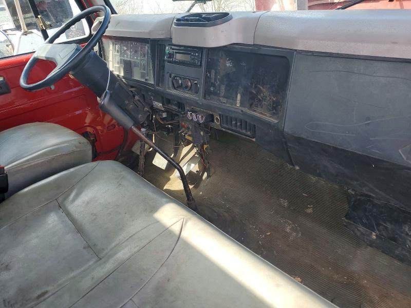 1999 International 4000 4700