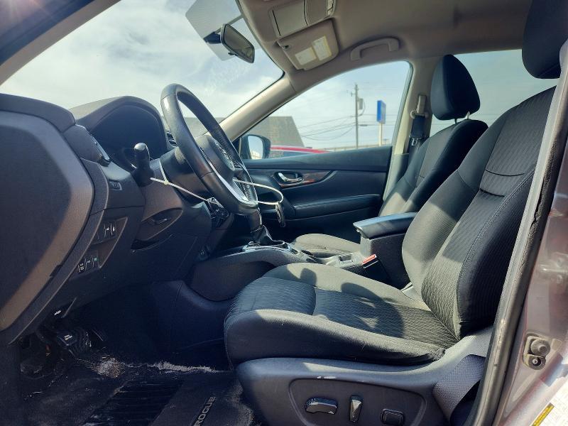 2018 Nissan Rogue sv