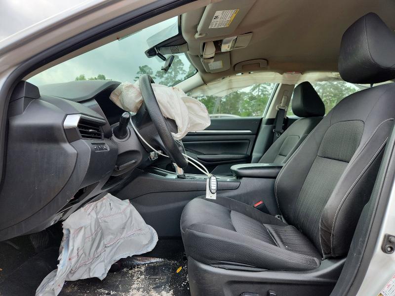 2022 Nissan Altima sv