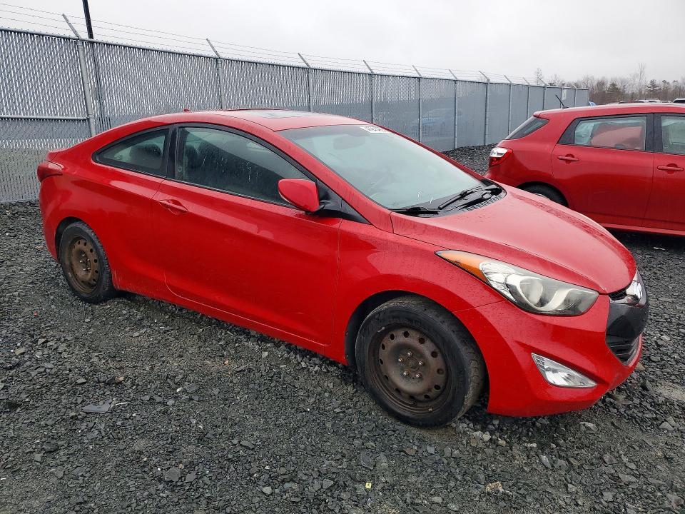 2013 Hyundai Elantra Coupe gs
