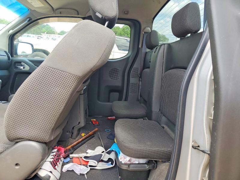 2005 Nissan Frontier SE
