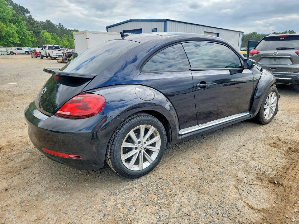 2018 Volkswagen Beetle s