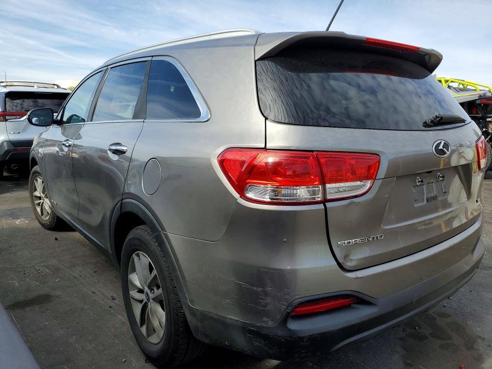 2018 KIA Sorento lx V6