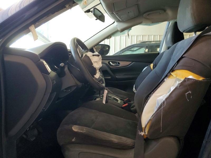 2015 Nissan Rogue sv