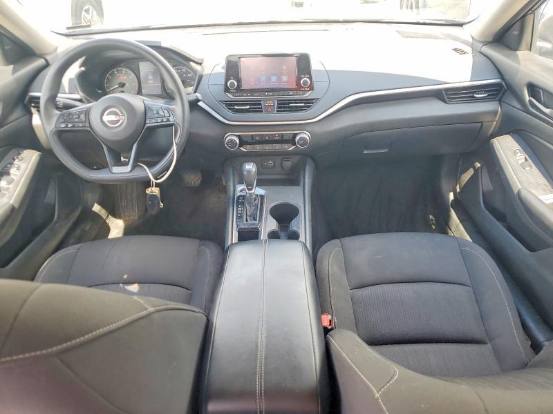 2023 Nissan Altima s