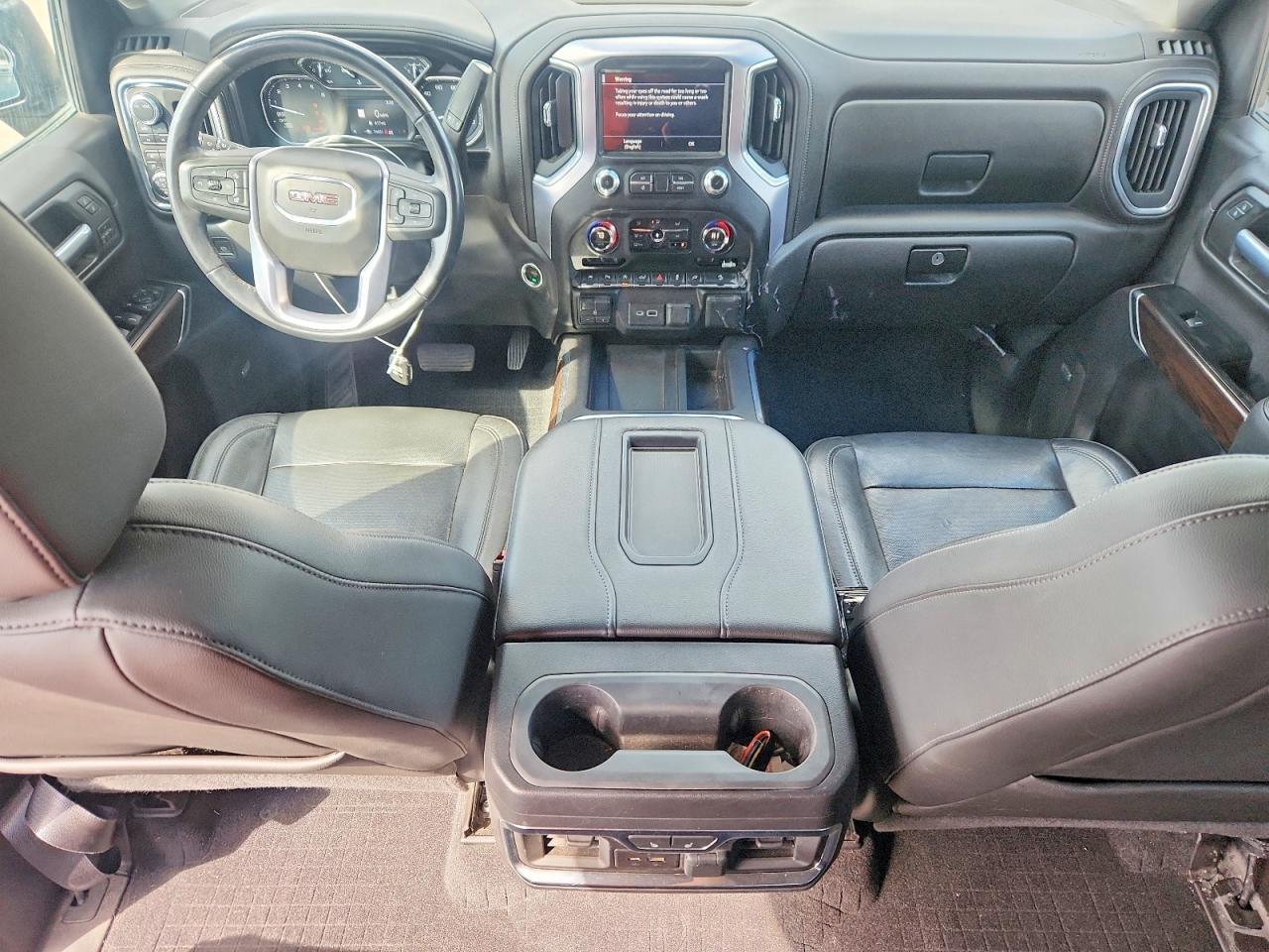 2020 GMC Sierra K1500 SLT