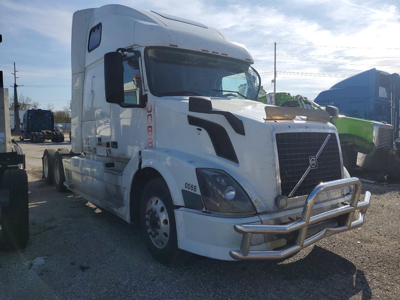 2006 Volv O VNL Semi Truck