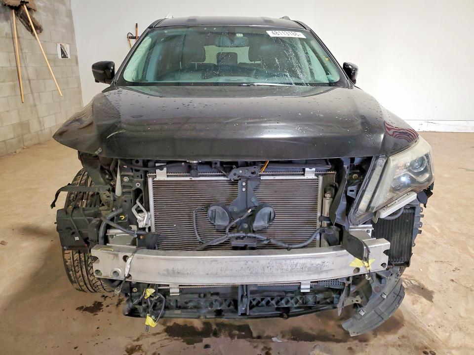 2017 Nissan Pathfinder sl