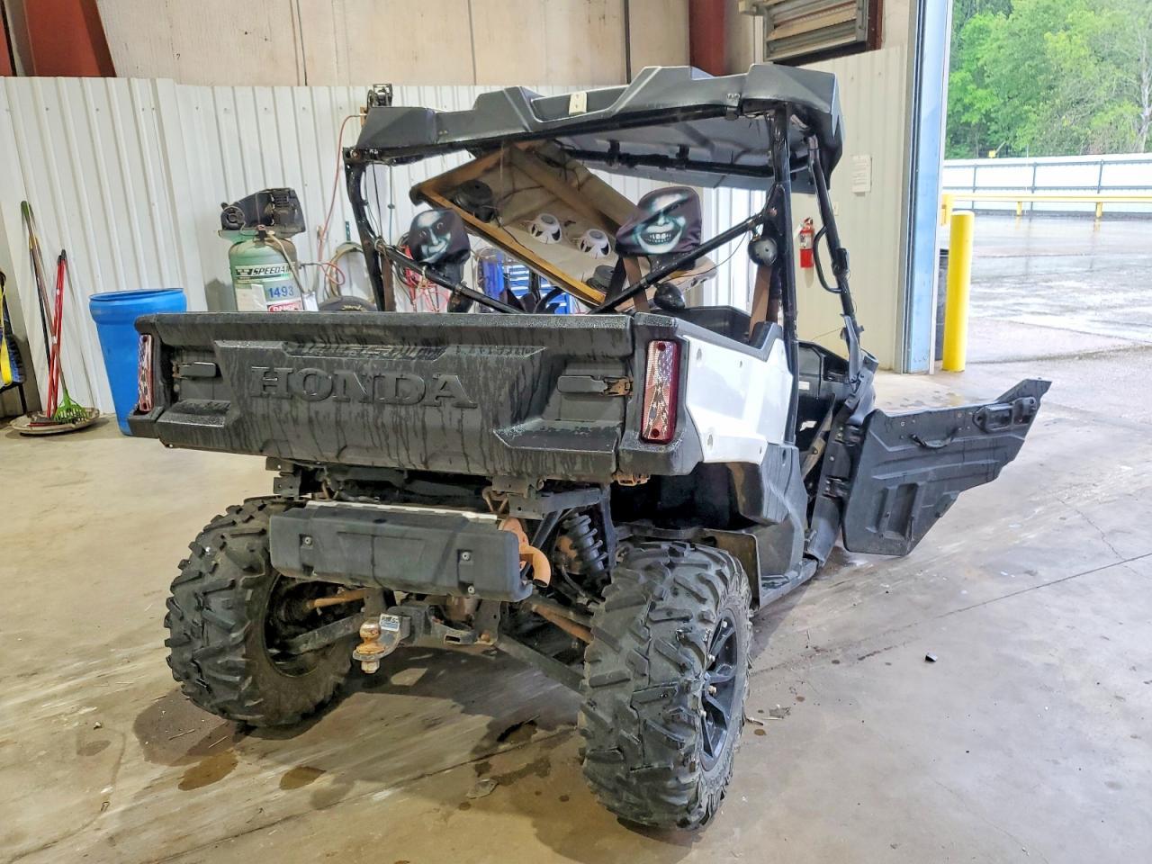 2016 Honda Pioneer 1000 Utility Vehicle
