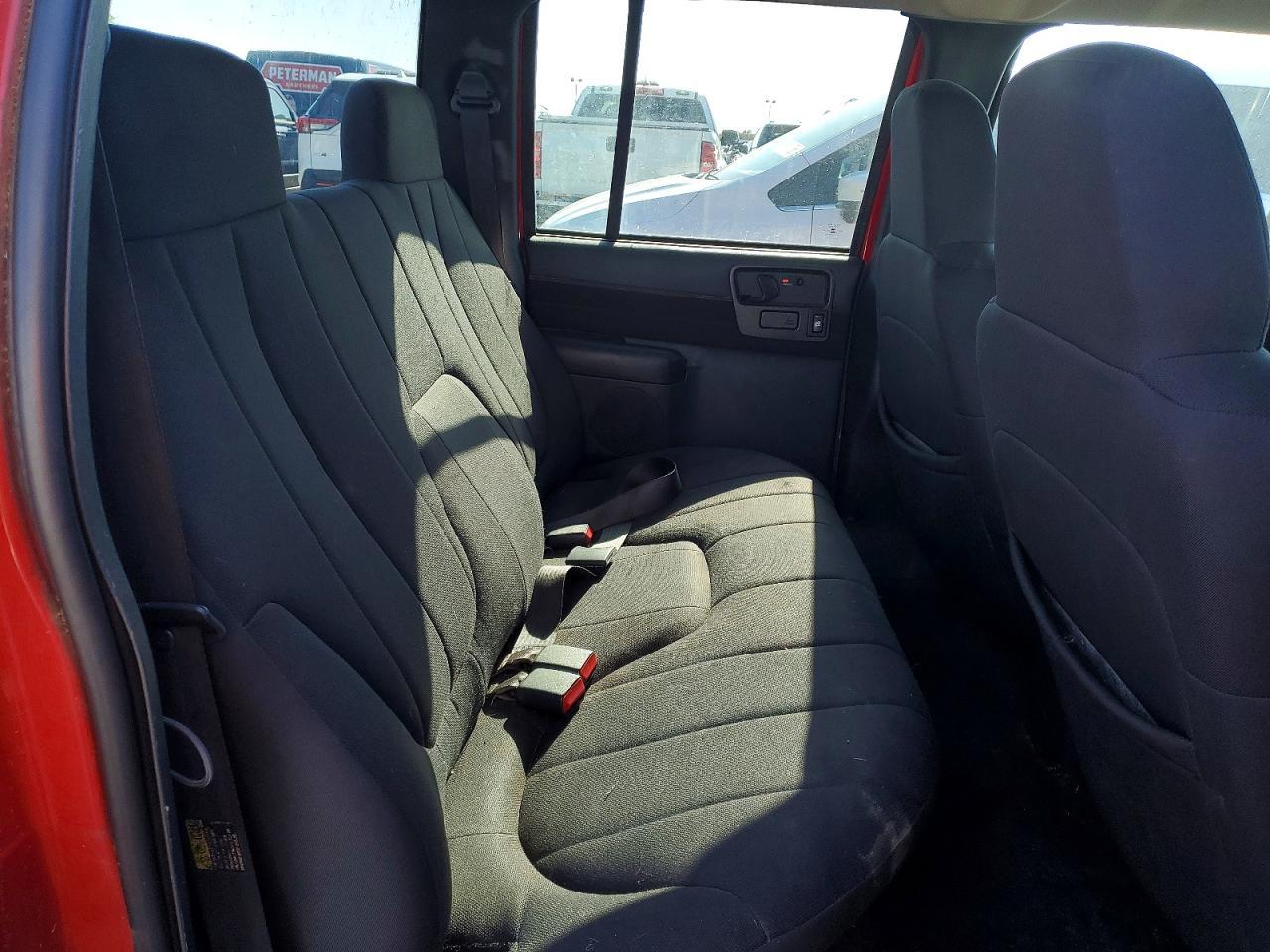2004 Chevrolet S Truck S10