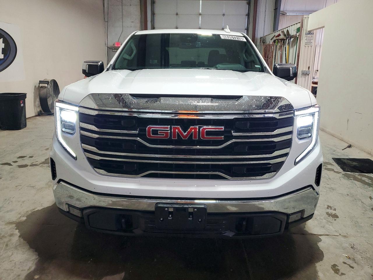 2026 GMC Sierra K1500 SLT