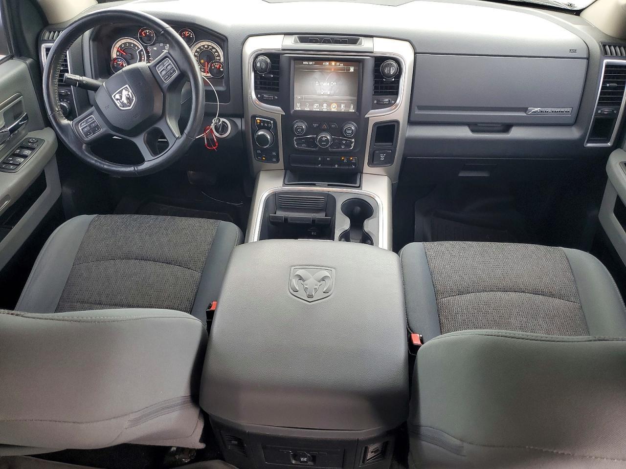 2017 Dodge RAM 1500 SLT