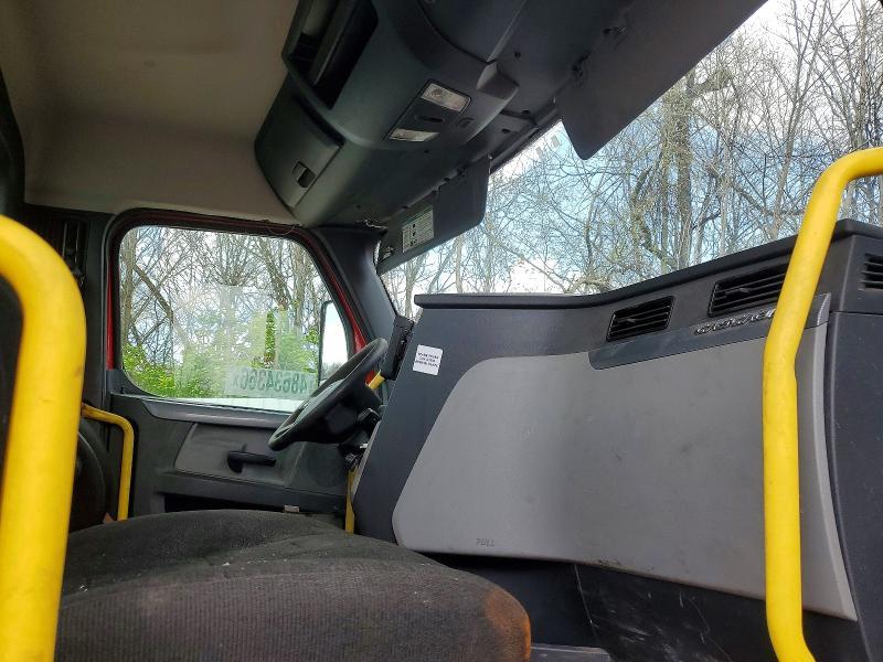 2020 Freigliner 2020 Freightliner Cascadia 1-Semi Truck