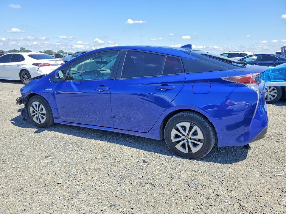 2016 Toyota Prius Three