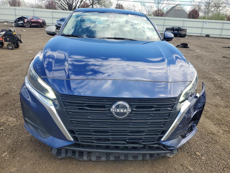 2023 Nissan Altima s