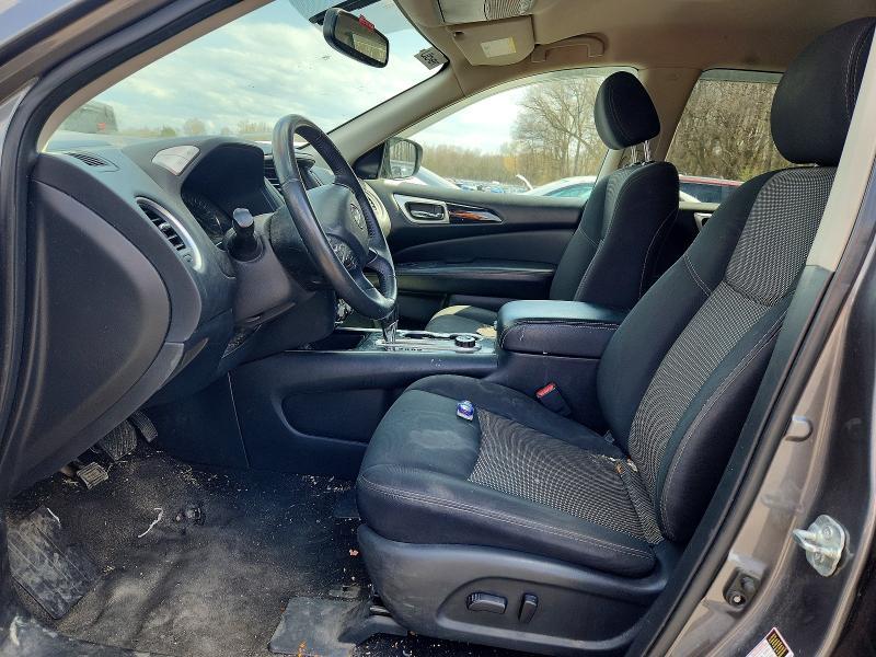 2019 Nissan Pathfinder sv