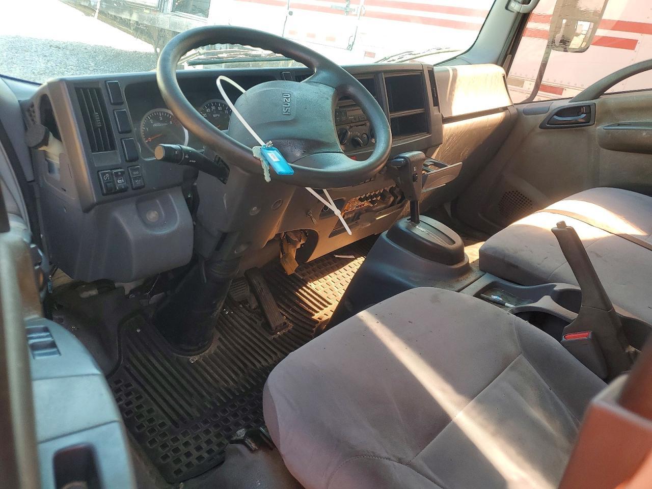 2016 Isuzu NPR