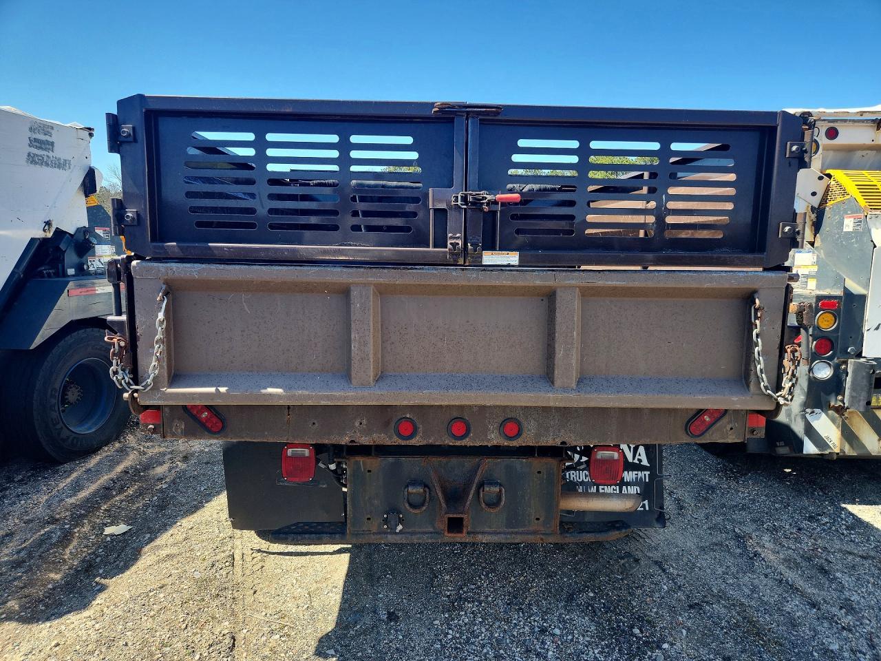 2022 Ford F350 Super Duty Dump Truck