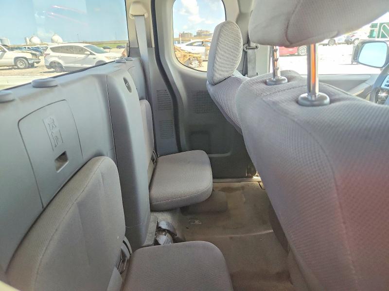2016 Nissan Frontier S